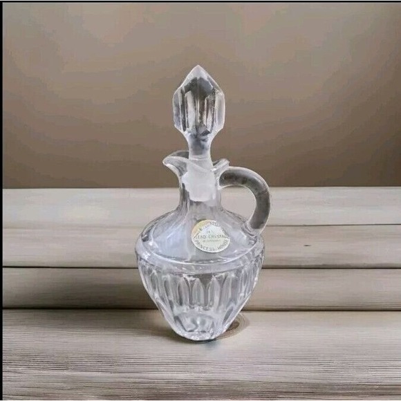 Princess House Lead Crystal Cruets W/‎ Stopper Original Label Set of 2 - Picture 1 of 8